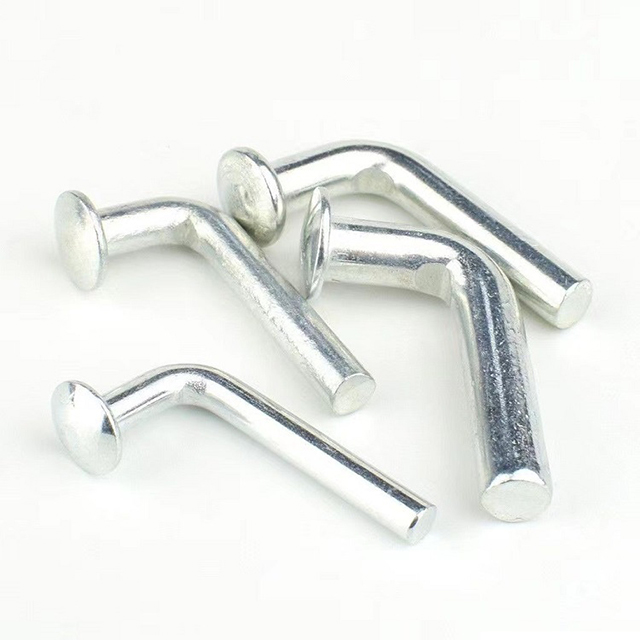 L-shaped safety pin